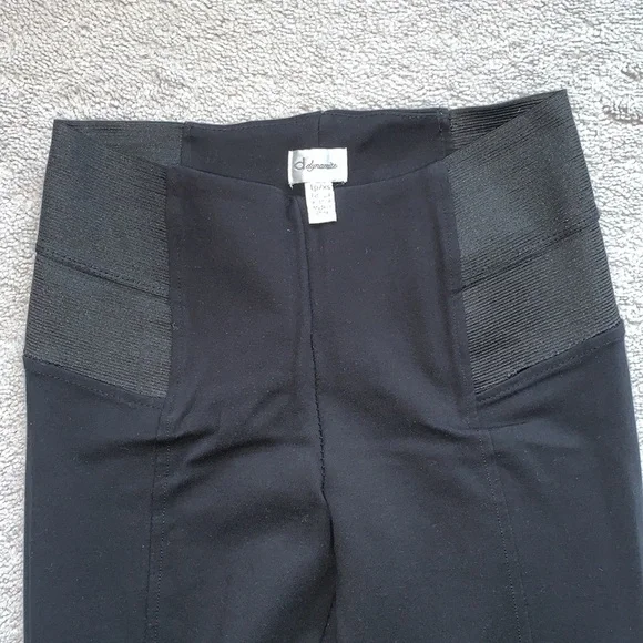 Dynamite Legging - Picture 2 of 4